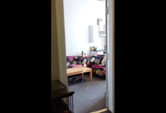 Double room in 4-bed flat close to city centre Main Photo