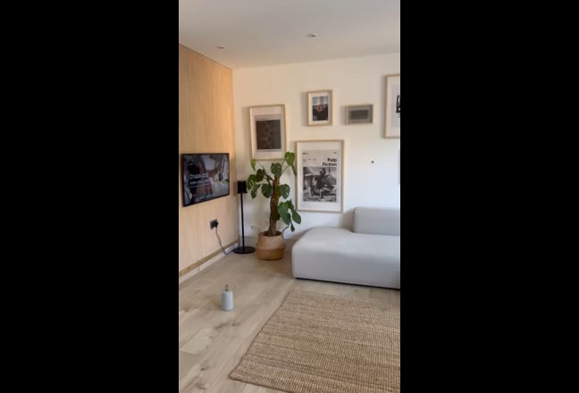 Modern Garden Apartment Seconds From Tube Main Photo