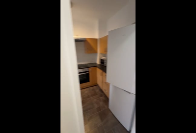 Lovely 2 bed flat Waterloo SE1 (NO BILLS INC) Main Photo