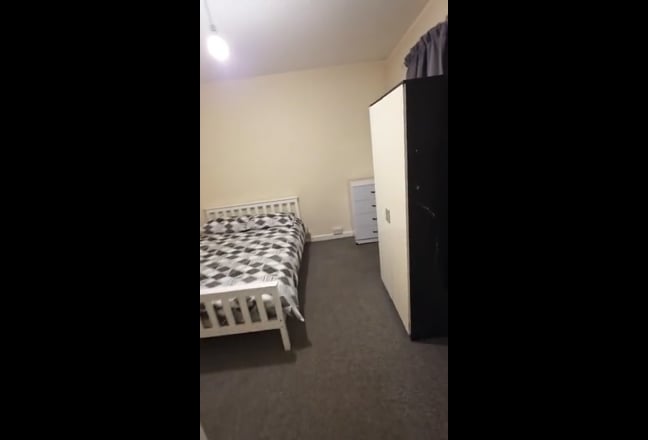 New Refurbished Double Room 🏠 Pinner - Eastcote Main Photo