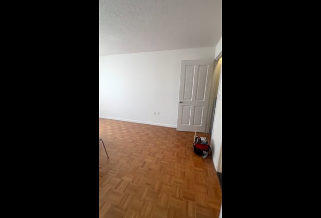 Harlem! Furnished Room Available, Gym included! Main Photo