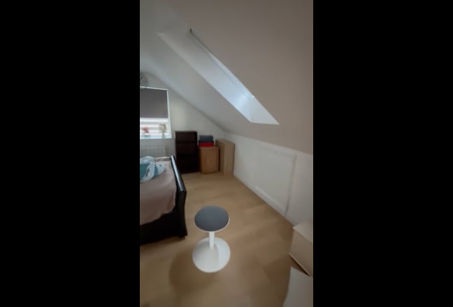 Spare Double room with own kitchen and bathroom Main Photo