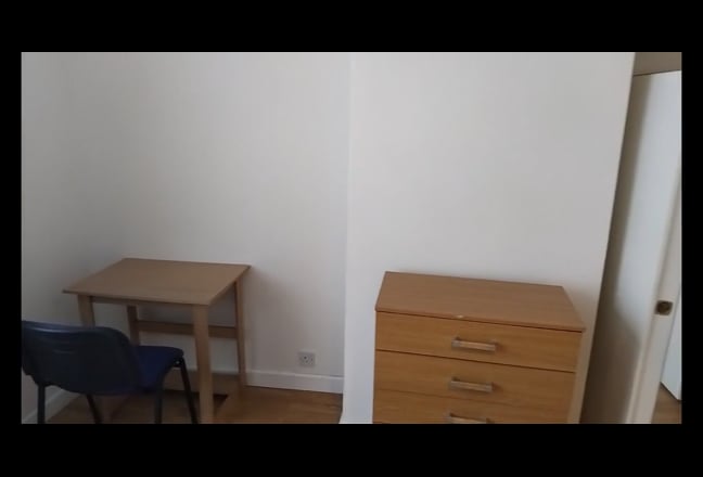 Double Room to Let in Becontree, Dagenham Main Photo