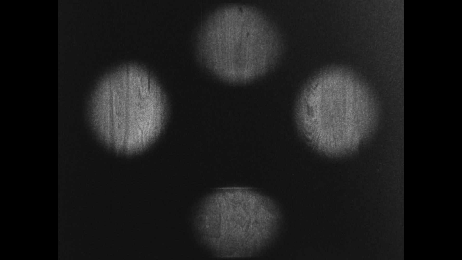 逆立ち逆立ち : If pinholes were right side up, I would be doing handstands (2024) [EXCERPT]