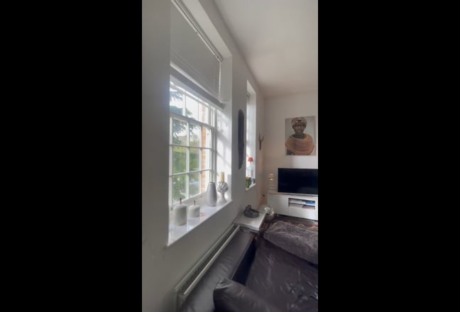 Exclusive Flatshare Set Within Private Development Main Photo