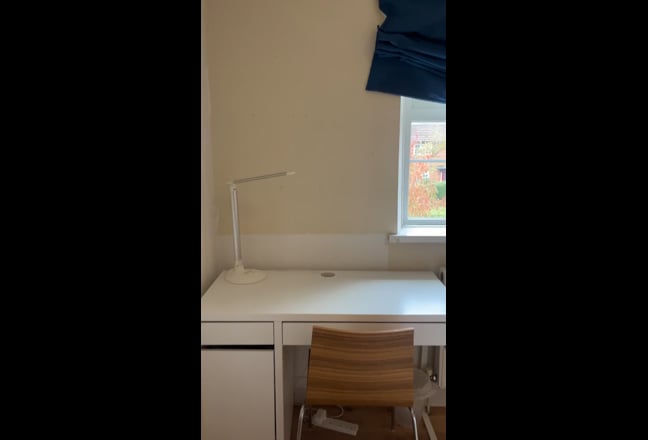 2 rooms in the same house, all bills, near tube  Main Photo