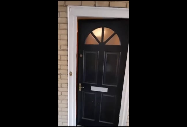 Double en suite bedroom to rent in Clapham South  Main Photo