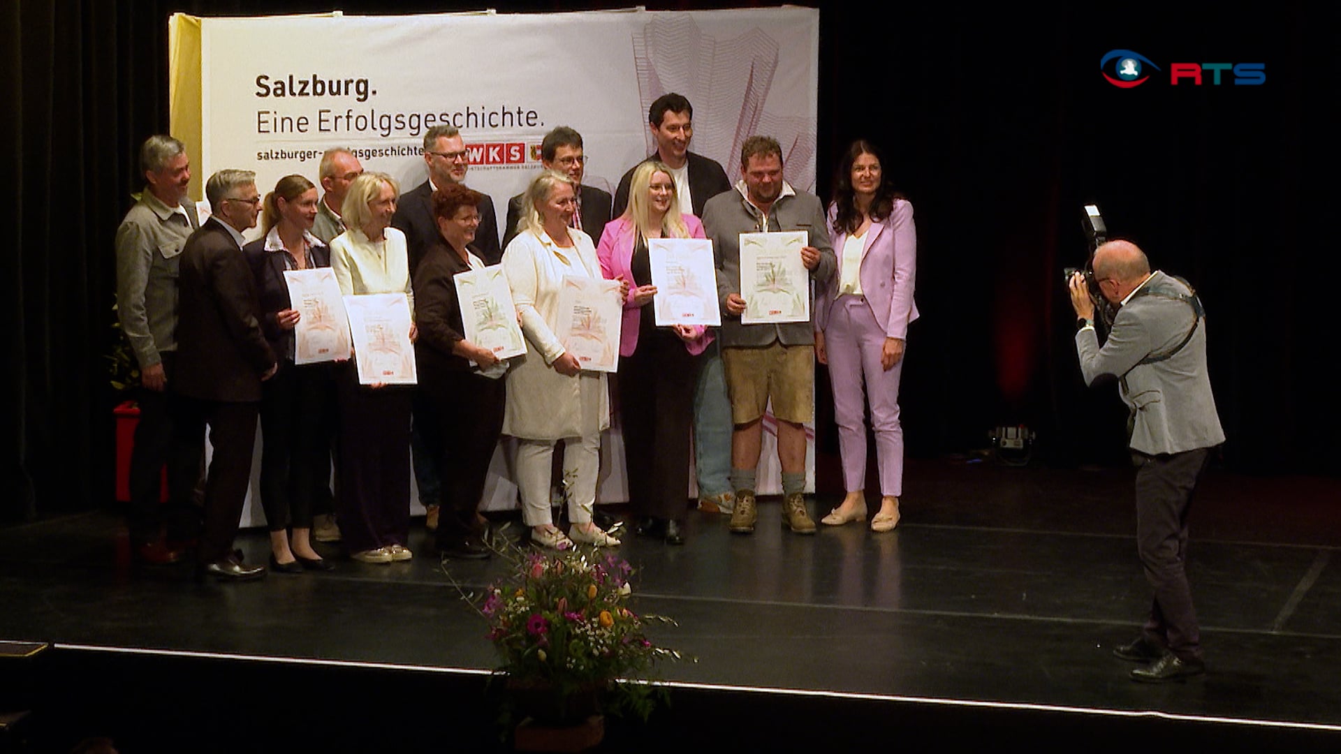 initiative-salzburger-erfolgsgeschichten-ehrt-60-unternehmerinnen-aus-dem-pongau