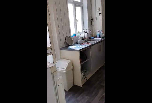 Spacious Room | 10 Min Walk to DMU & Super Tesco | Main Photo