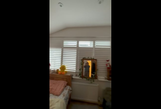 Cozy Room for short let  Main Photo