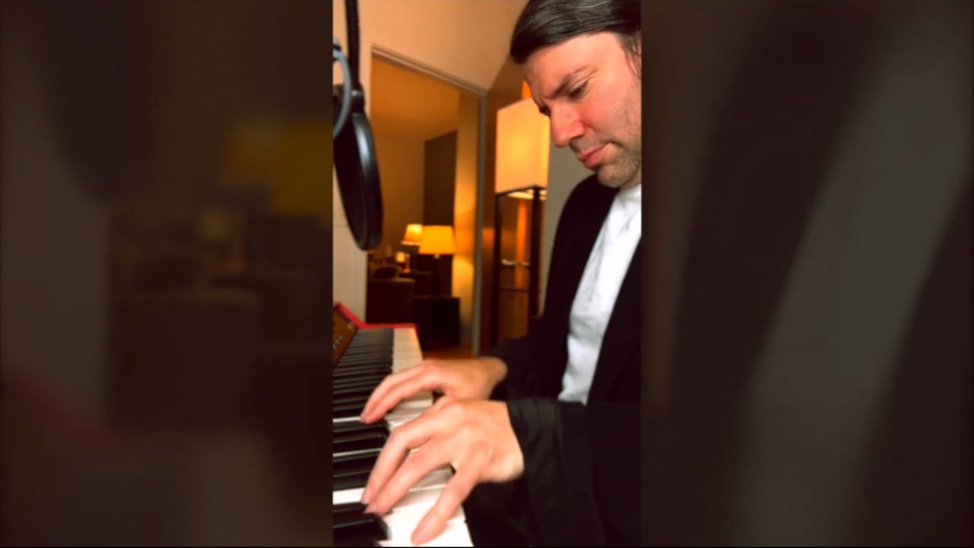 Promotional video thumbnail 3 for Dave Asher – Improvised Piano for Events