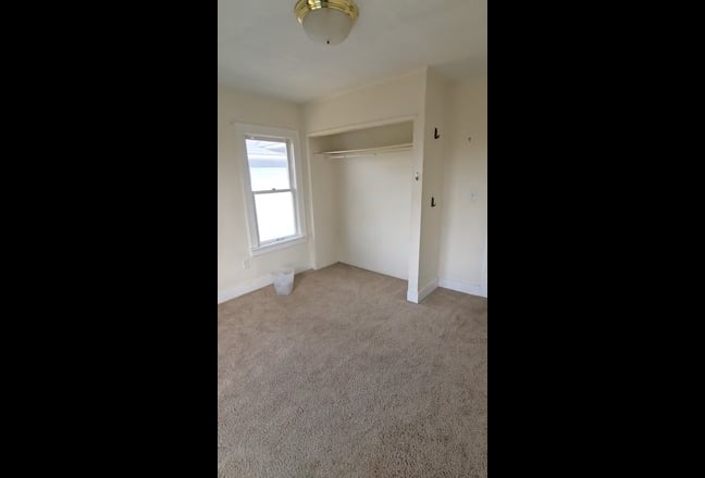 Looking for New Housemate to Join Our Community Main Photo