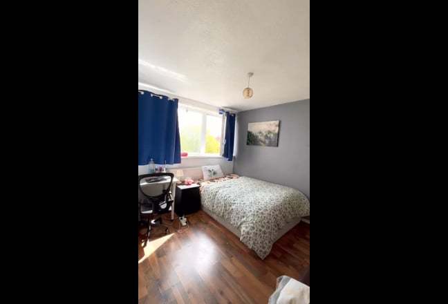 ☀️Bright Double Room Near Canary Wharf Movein-ASAP Main Photo