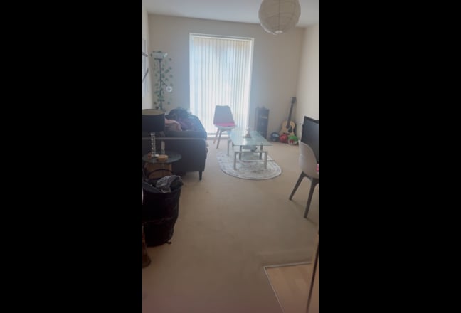 1 Bed Spacious  Flat (900&pound; / month) Main Photo