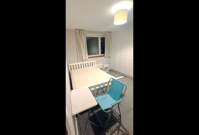 One double bedroom available in Kempston, Bedford  Main Photo