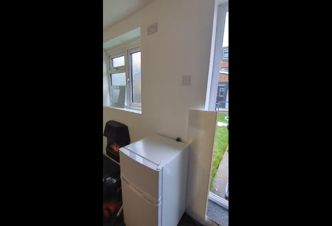 Self Contained Flat Main Photo