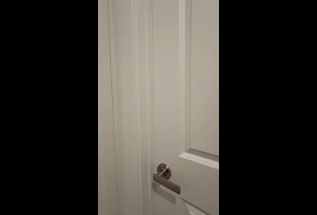 Spacious furnished room  Main Photo