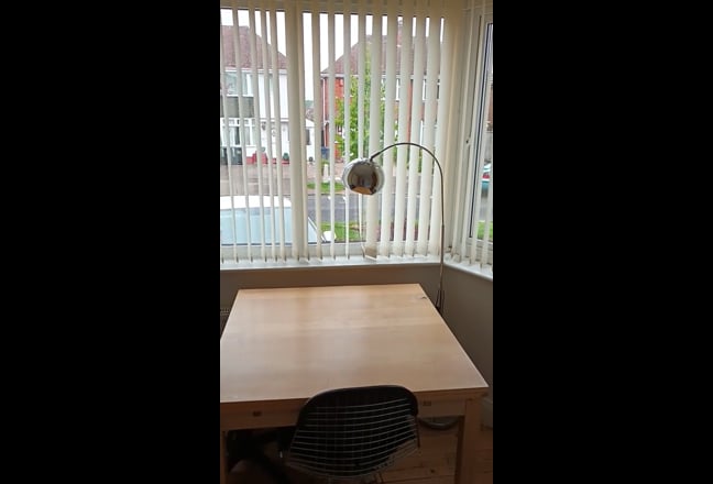 Double room in family house Main Photo