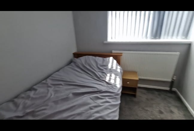 4 Supported accommodation (HMO) rooms available Main Photo