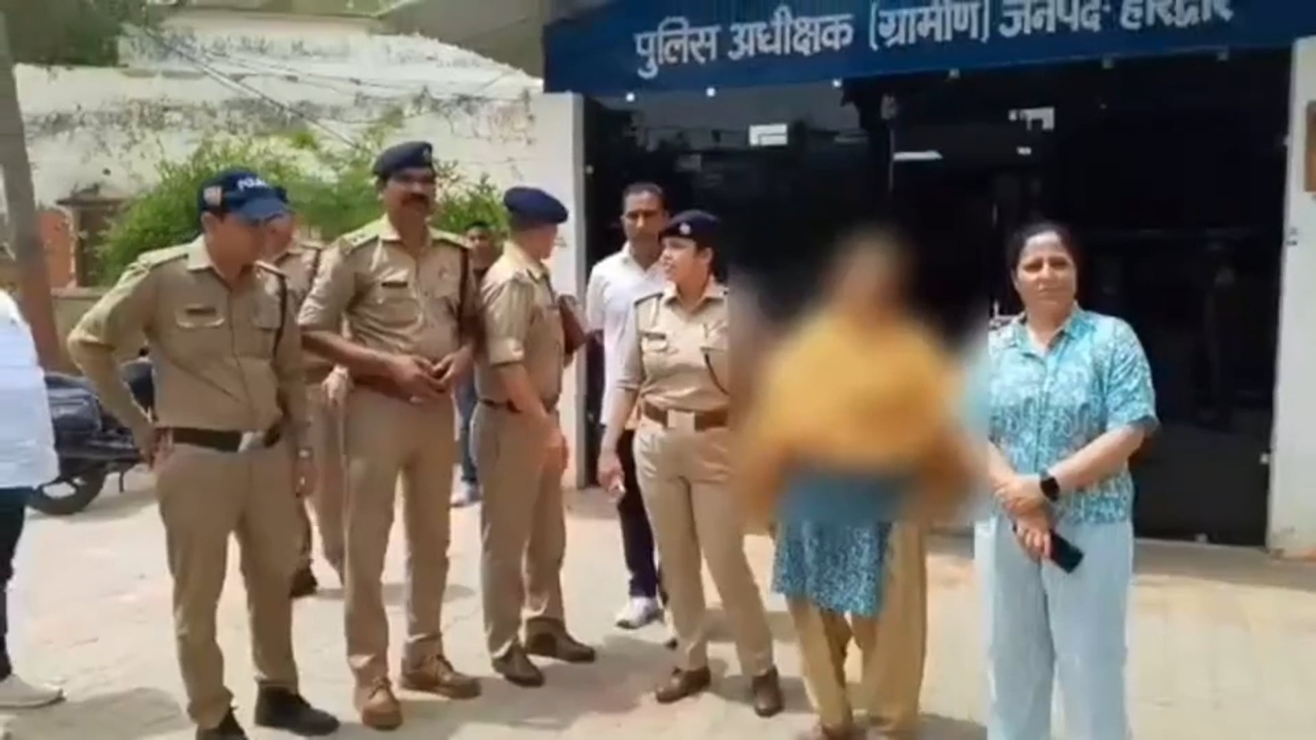 कलियर! पुलिस की तत्परता से नाबालिक किशोरी सकुशल बरामद! बेबस मां की लौटी मुस्कान!