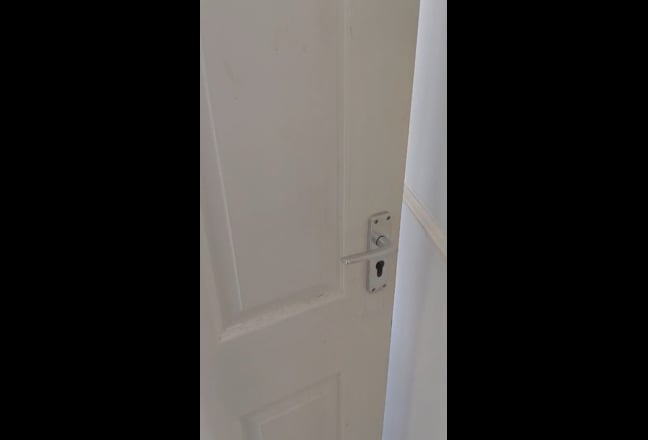 Double Bedroom to Rent in a Shared House Main Photo