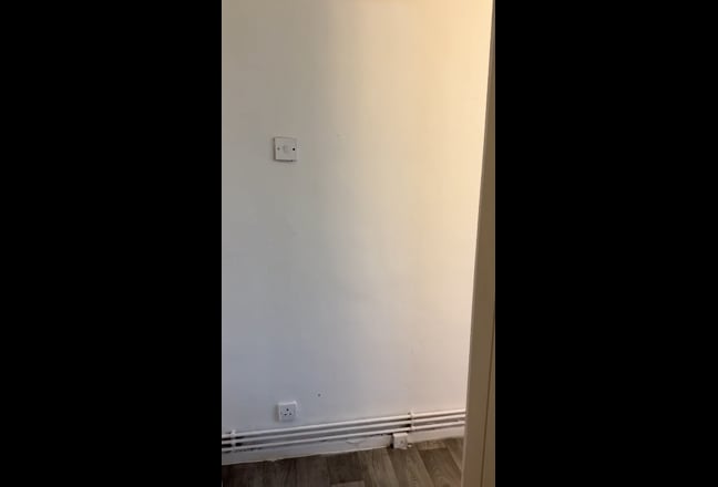 Short Term Room for rent- 21st May- 26th June!  Main Photo