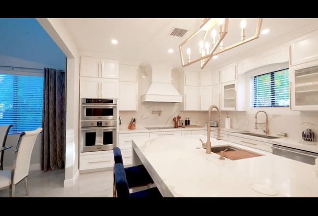 Luxury Home - Private Room Main Photo