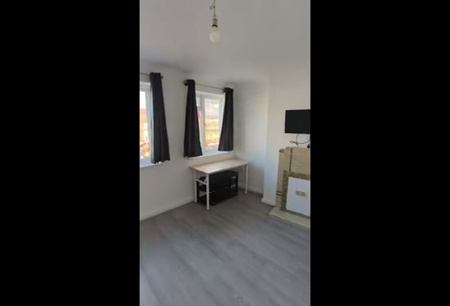 3 bedroom newly painted house  Main Photo