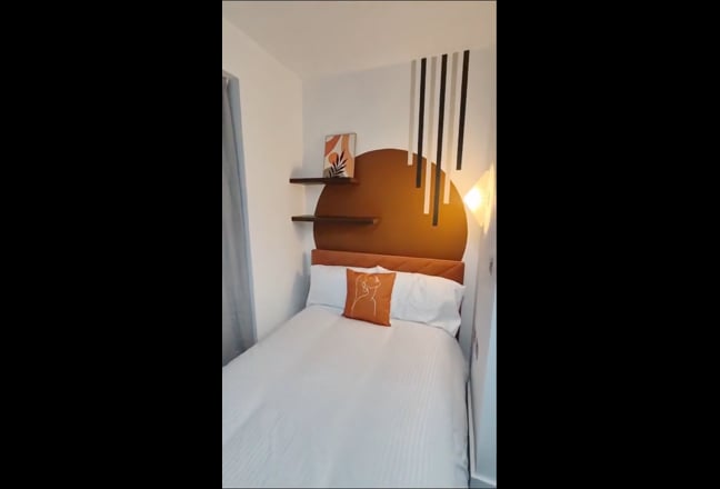 ✨ Modern 3 Bed Ensuite House – Fast Wi-Fi 900Mbps Main Photo