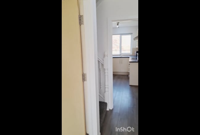 ⭐️ Beautiful Double Rooms Available L5 🤩 Main Photo