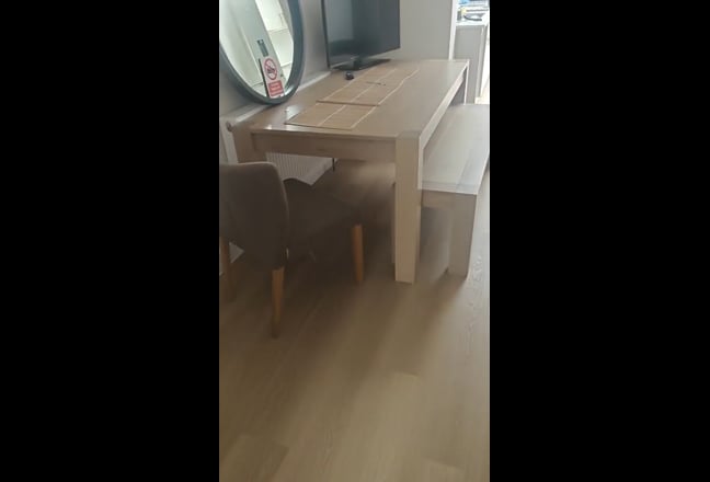 Several rooms available in a newly converted house Main Photo