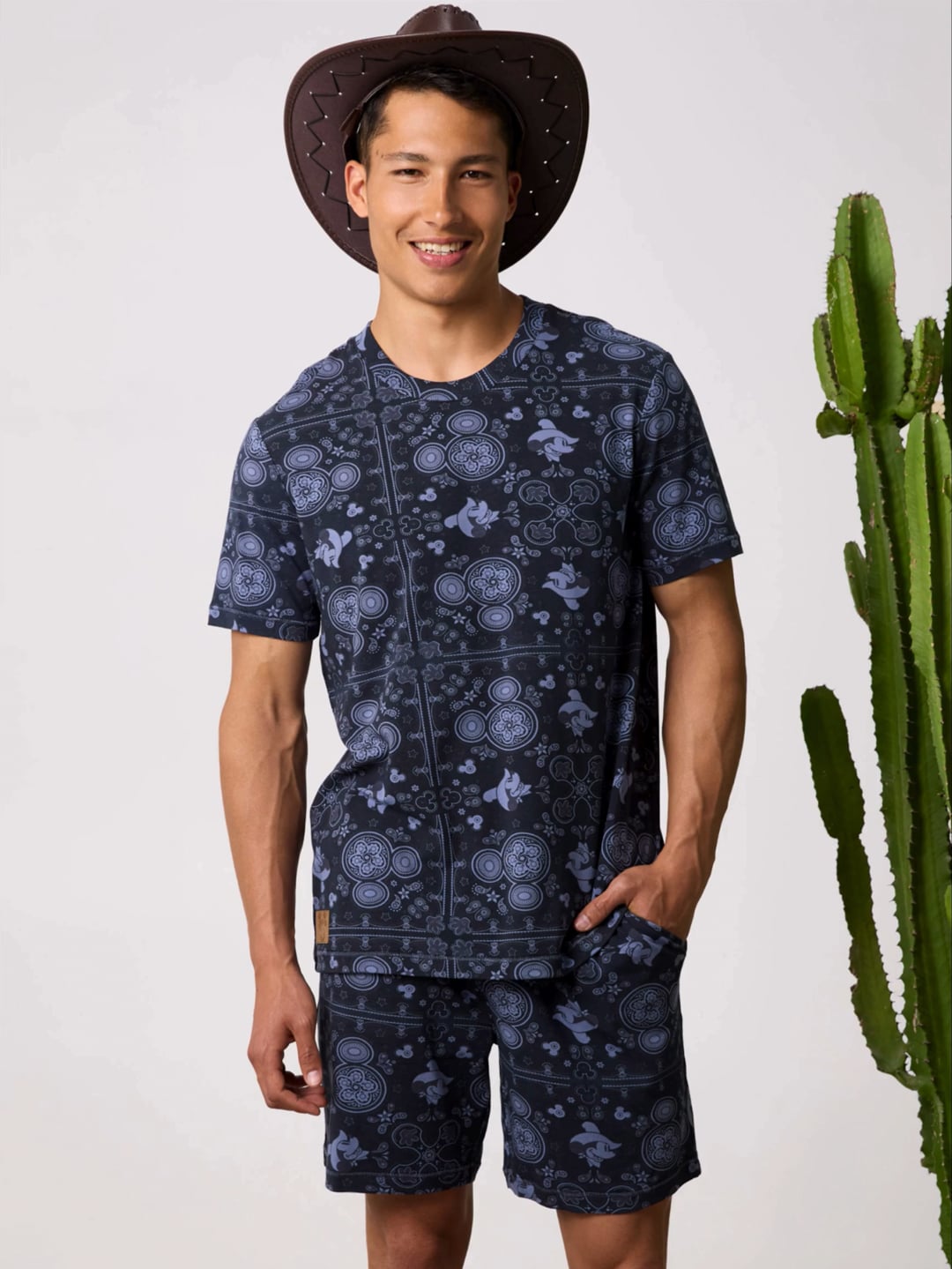 סט פיג’מה קצרה בכיתוב אישי MICKEY