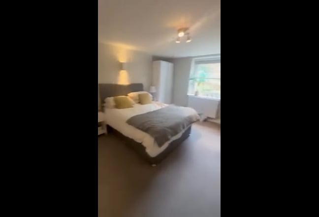 Looking for a new flat mate to move in July 1st Main Photo