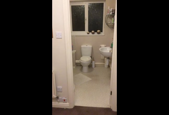 5 Bedroom Houseshare ( live out landlord) Main Photo