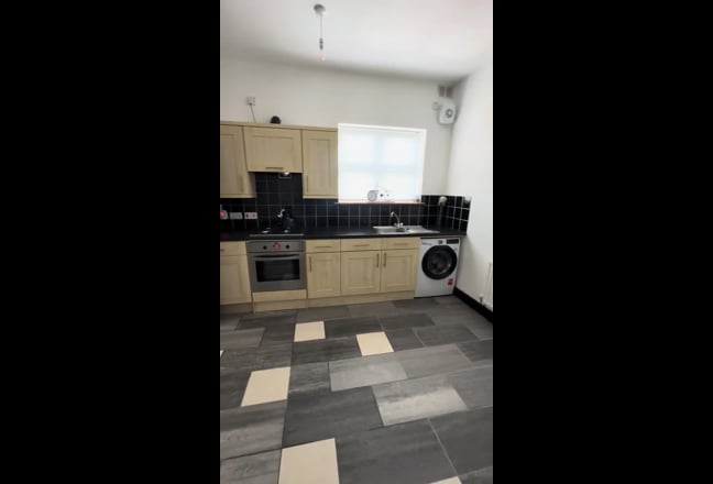 Superb Studio Keyworker Apartment  Main Photo