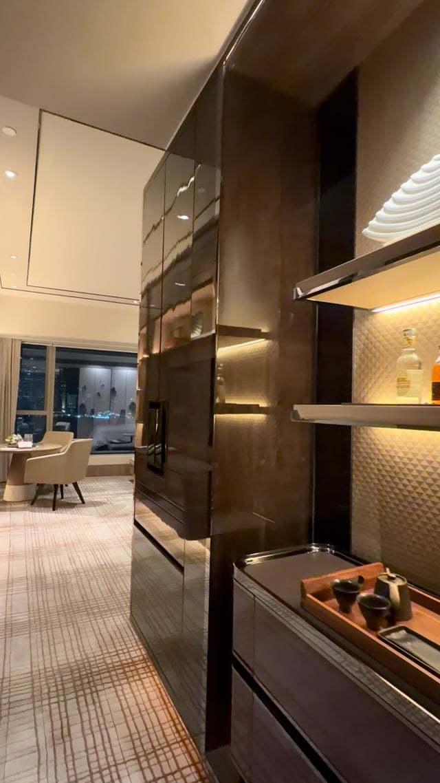 Four Season Hong Kong Room Tour