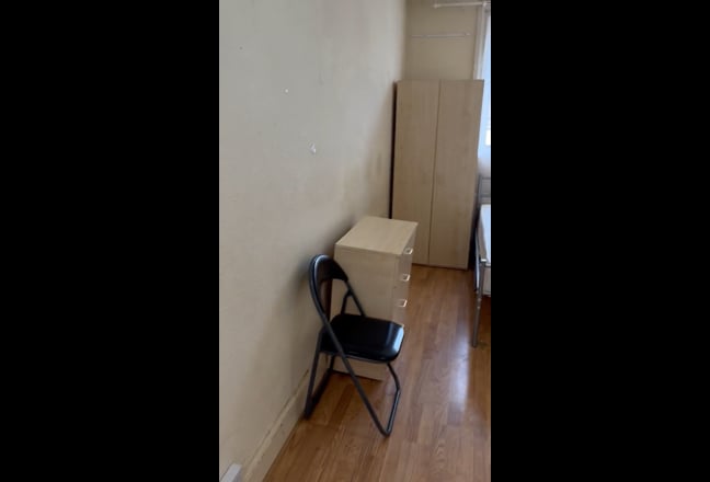 Great Value Studio Inclusive Of Most Bills Main Photo