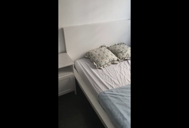 Double Room Available – Zone 1, Central Main Photo