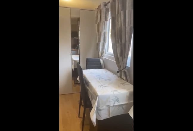 Studio Flat Main Photo