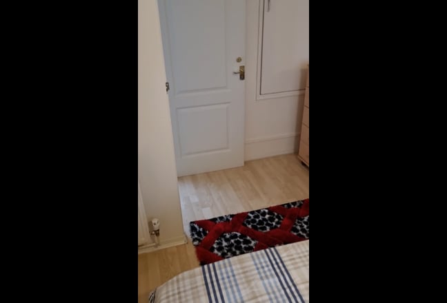 Furnished Double Room Main Photo