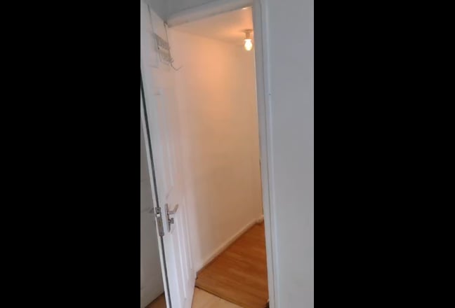 A double room available now  Main Photo