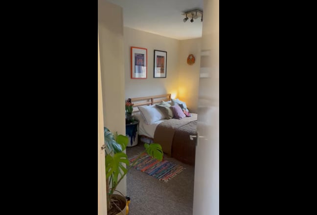 Walthamstow Double Room Available *Long Let* Main Photo