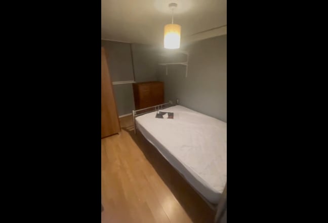 Ensuite Double Room Close to Brunel University Main Photo