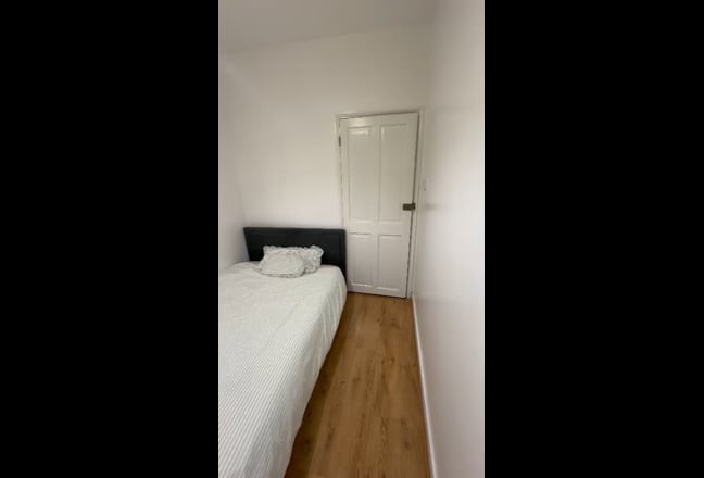 ✨ Cozy Small Double Room for Single occupancy. Main Photo