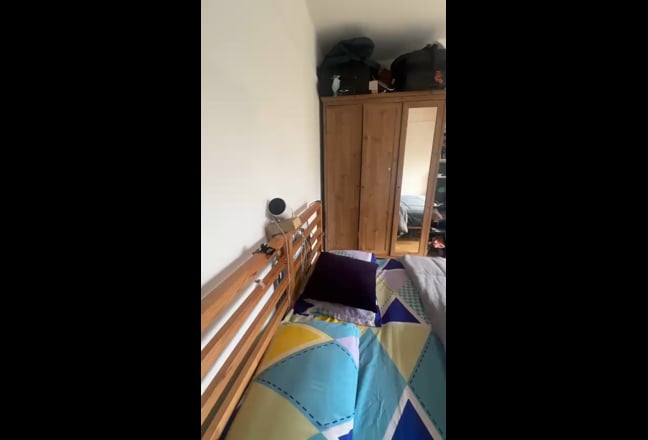 Looking for double room to be rent  Main Photo
