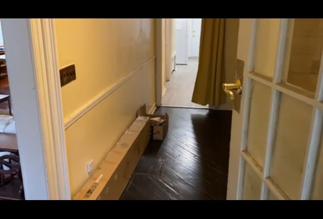 Large Room in Mcginly Square Main Photo