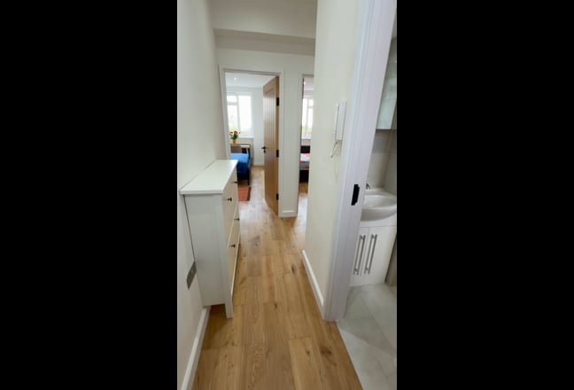 Now-New-Wow 2 Bedrooms-Corner of Angel Tube St Main Photo