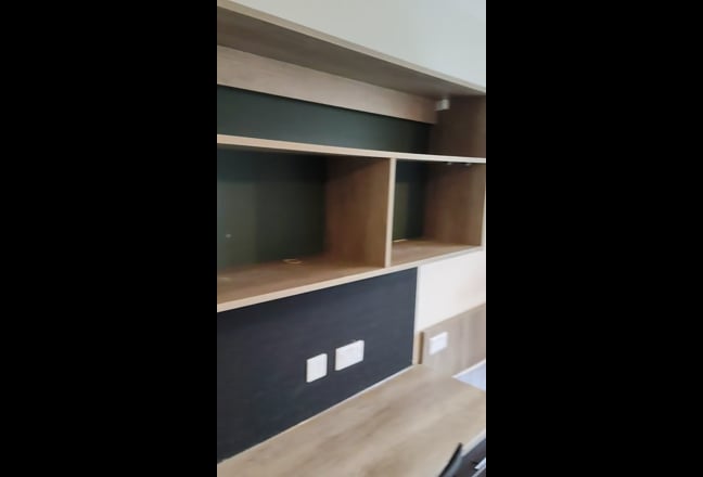 Leatherworks Deluxe Ensuite Single Bed Room Main Photo