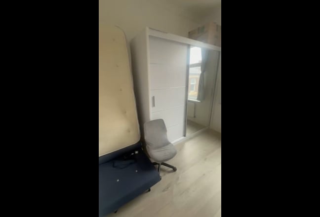 City Centre 3Bed Flat | Pet Friendly | Parking Fre Main Photo