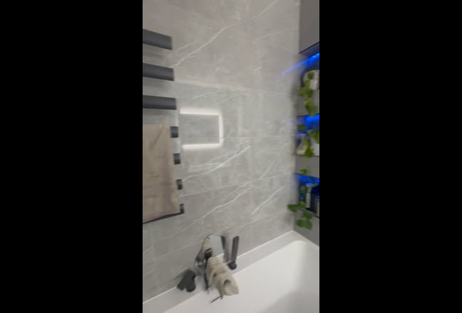 Peaceful top floor room St Albans  Main Photo